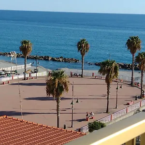 https://casa-al-mare-ventimiglia.hotelitalianriviera.com